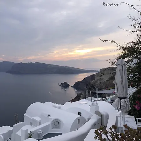 Bed & Breakfast Memories 4*